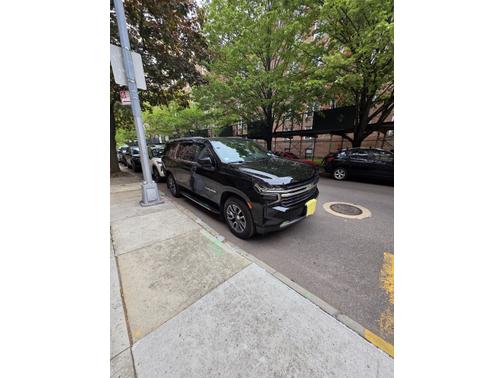 Black 2022 Chevrolet Suburban LT