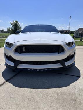 2018 Ford Shelby GT350 Base