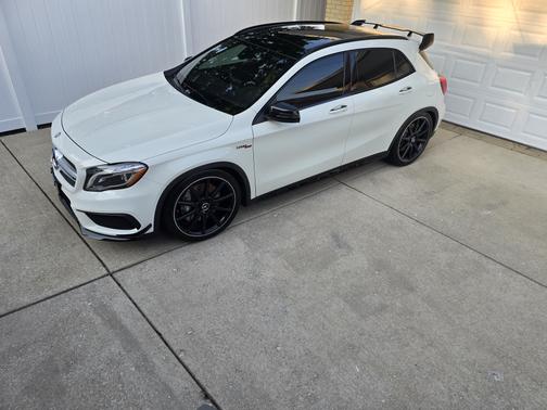 2017 Mercedes-Benz AMG GLA 45 4MATIC