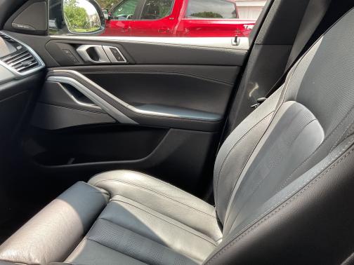 2021 BMW X6 xDrive40i
