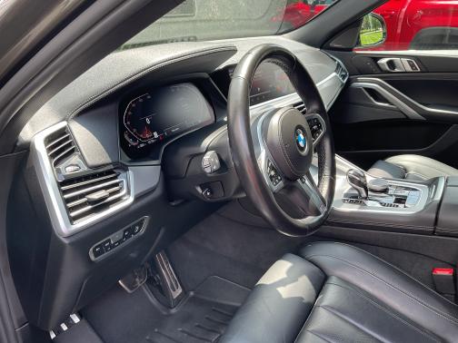 2021 BMW X6 xDrive40i