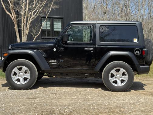 2020 Jeep Wrangler Sport