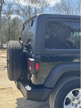 2020 Jeep Wrangler Sport