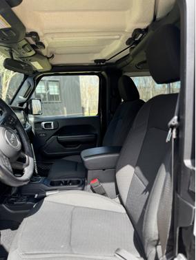 2020 Jeep Wrangler Sport