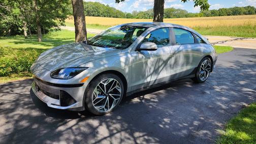 2023 Hyundai IONIQ 6 SEL