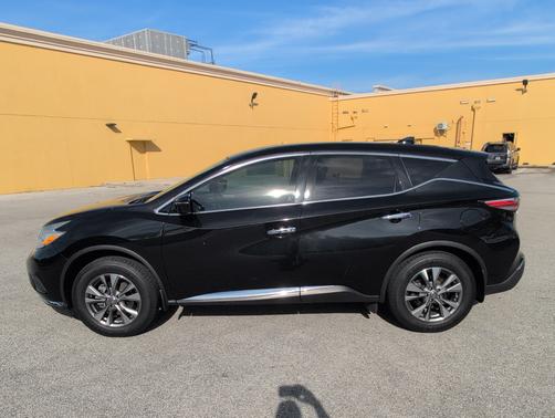 2017 Nissan Murano S