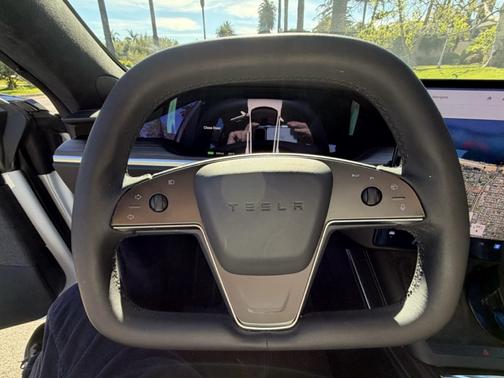 2022 Tesla Model S Long Range