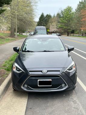 2019 Toyota Yaris Sedan XLE