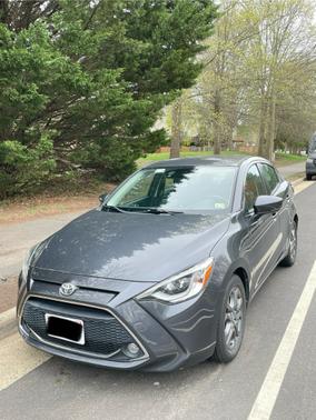 2019 Toyota Yaris Sedan XLE