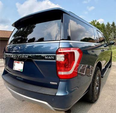 Blue 2020 Ford Expedition Max XLT