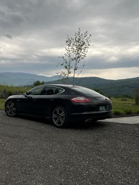 2010 Porsche Panamera 4S