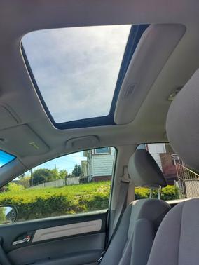 White 2011 Honda CR-V EX