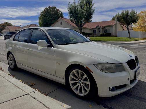 2011 BMW 328 i