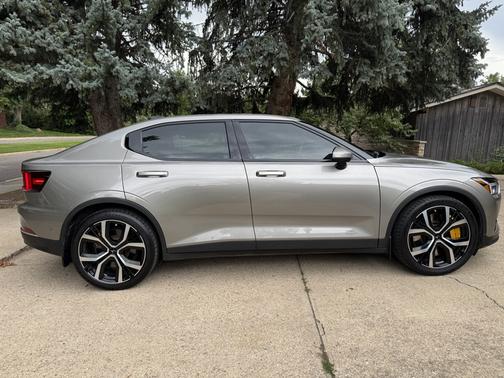 2022 Polestar 2 Long Range Dual Motor