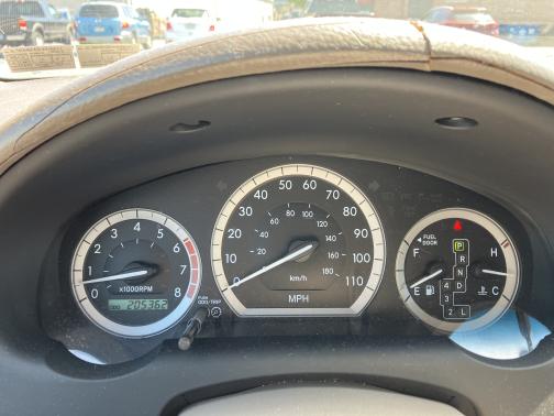2004 Toyota Sienna LE