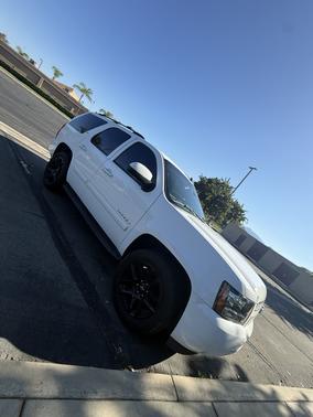 White 2007 Chevrolet Tahoe LTZ