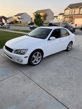 2001 Lexus IS 300 Base