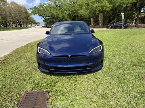 2023 Tesla Model S Plaid