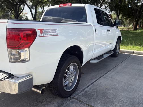 White 2011 Toyota Tundra Grade