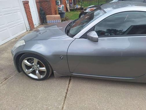 Silver 2006 Nissan 350Z Touring