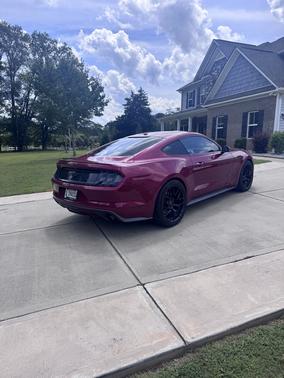 2017 Ford Mustang EcoBoost Premium