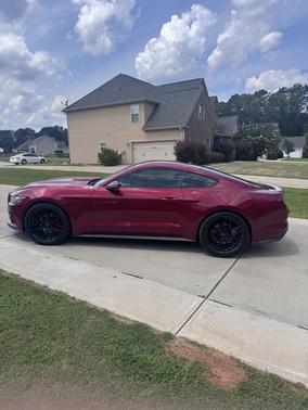 2017 Ford Mustang EcoBoost Premium