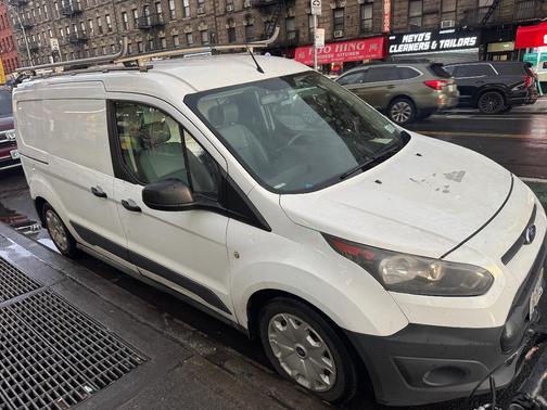 White 2015 Ford Transit Connect XL