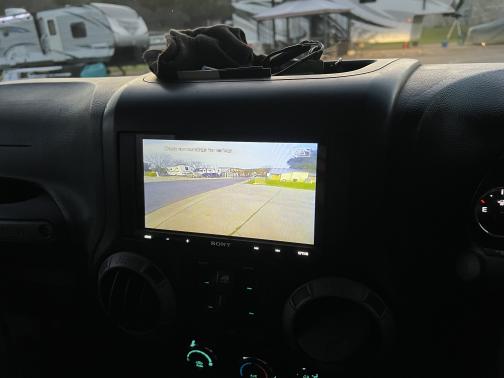 Photo 4 of 5 of 2015 Jeep Wrangler Unlimited Sport RHD