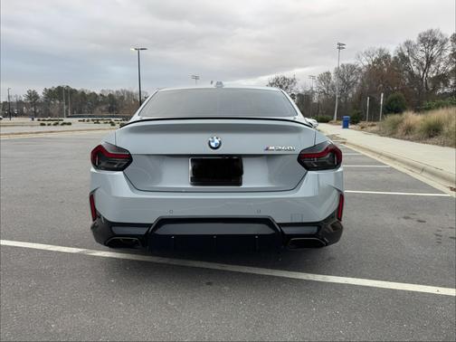 2023 BMW M240 i