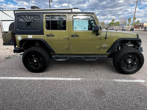 2013 Jeep Wrangler Unlimited Freedom Edition
