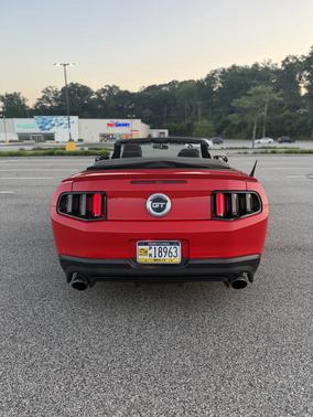 Red 2012 Ford Mustang GT