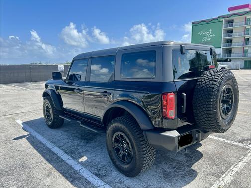 2022 Ford Bronco Base Advanced