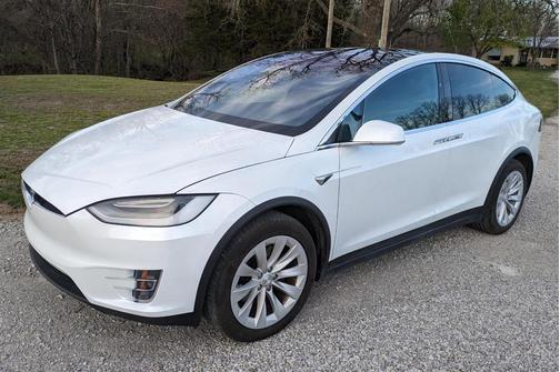 White 2020 Tesla Model X Long Range Plus