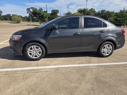 2017 Chevrolet Sonic LS