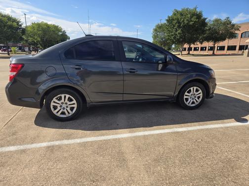2017 Chevrolet Sonic LS