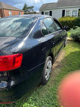 Black 2012 Volkswagen Jetta S