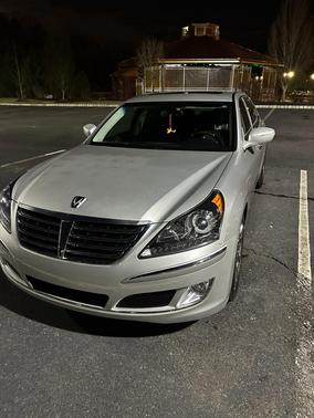 Silver 2011 Hyundai Equus Signature