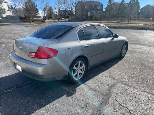 2004 INFINITI G35 Base