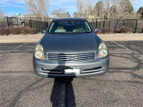 2004 INFINITI G35 Base