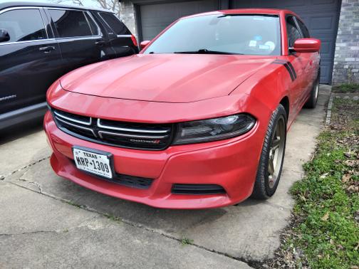 Red 2015 Dodge Charger SE