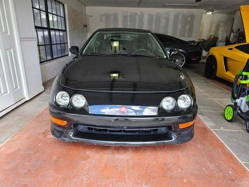 Black 2000 Acura Integra Type R