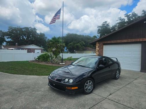 Black 2000 Acura Integra Type R