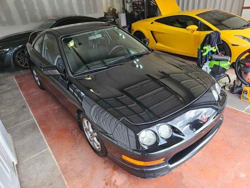 Black 2000 Acura Integra Type R