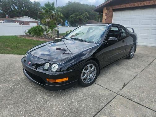Black 2000 Acura Integra Type R