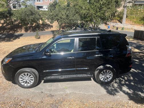 Black 2019 Lexus GX 460 Premium
