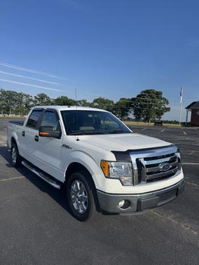 White 2013 Ford F-150 XLT