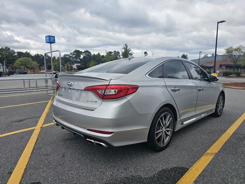 2015 Hyundai SONATA Sport 2.0T