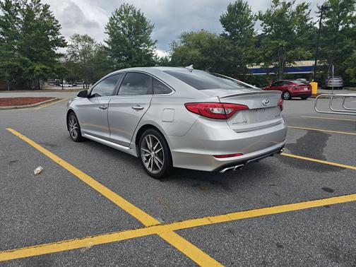 2015 Hyundai SONATA Sport 2.0T
