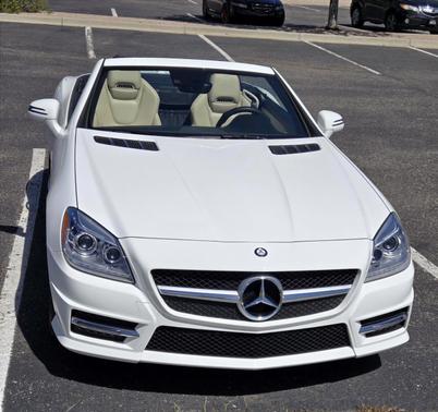 White 2015 Mercedes-Benz SLK-Class SLK 350