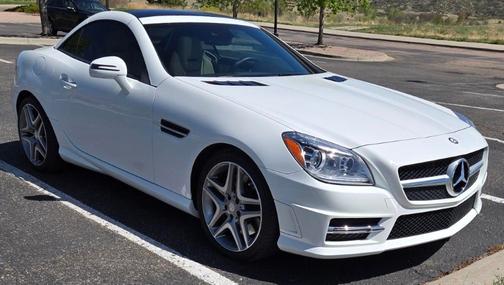 White 2015 Mercedes-Benz SLK-Class SLK 350